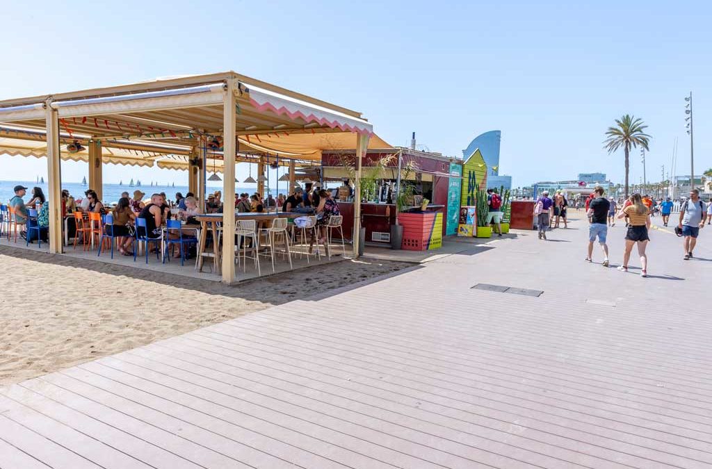 Terrazas chiringuitos playa en Barcelona